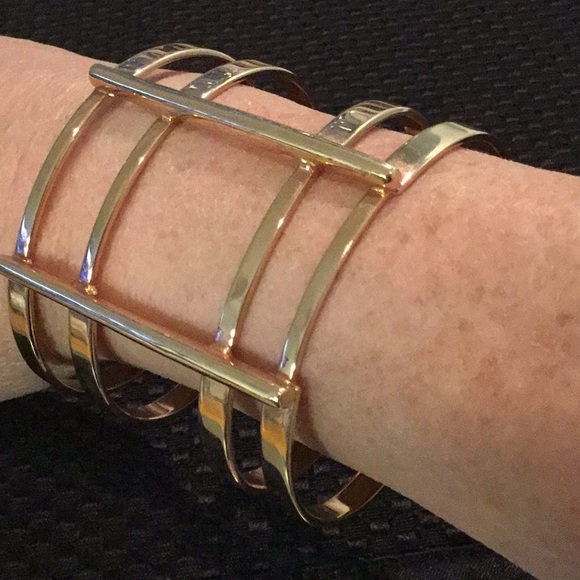 Rose Gold Tone Bracelet - Picture 3 of 5